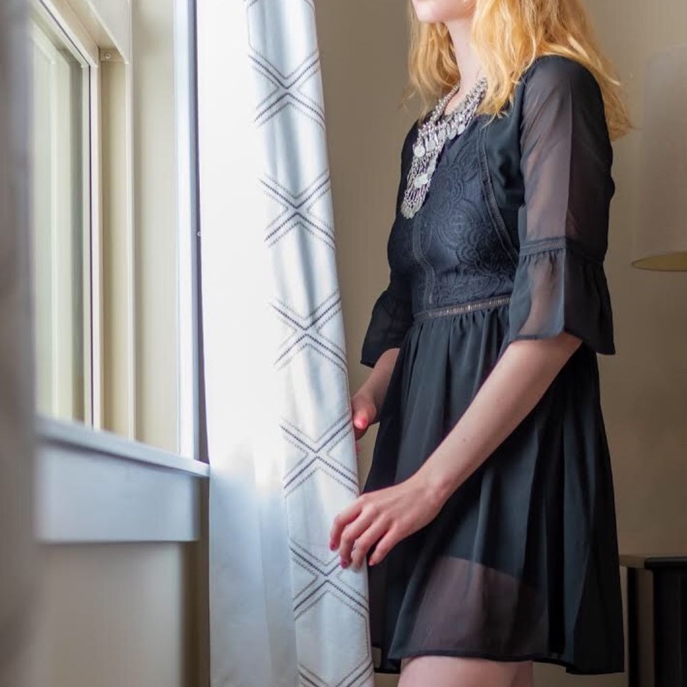🔥Ruffle Lace LBD Dress